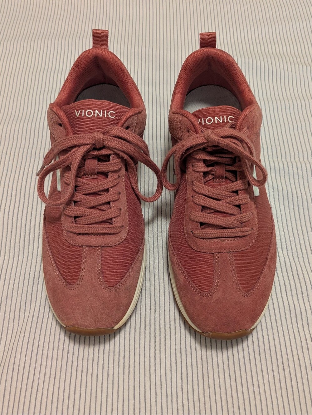 Vionic Breilyn Orthotic Sneakers